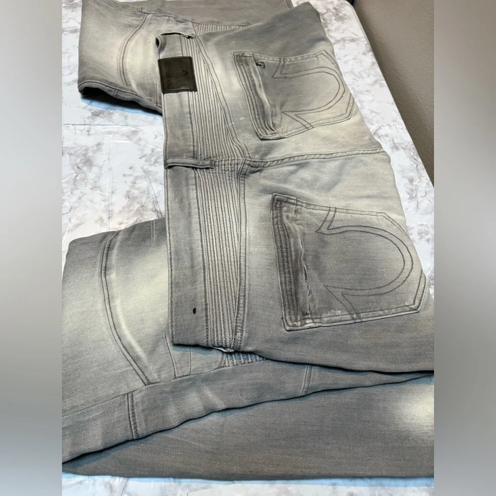 Vintage True religion Rocco moto men’s jeans size 36 X. 30